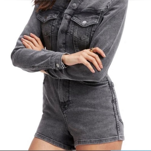 Good American Long Sleeve Gray Denim Romper custom size 0 in GA sizing - Picture 3 of 6